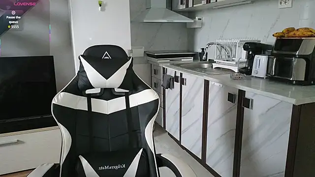 RyanStorm  online show from 11/26/25, 11:33