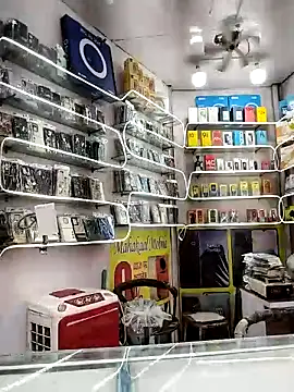 avi007p online show from 10/15/25, 09:42