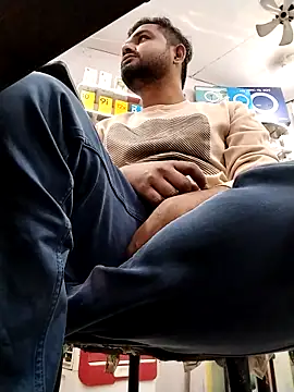 avi007p online show from 02/04/26, 12:00