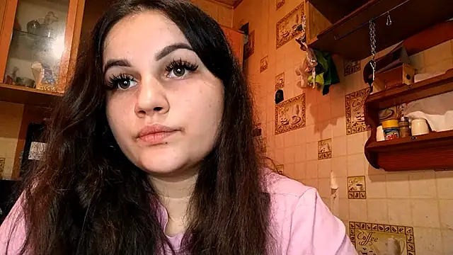 DierdreCousineau online show from 11/07/25, 10:04