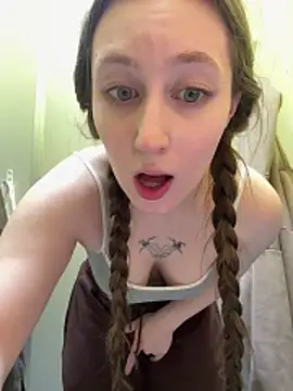 FroggyAnna online show from 04/29/26, 05:30