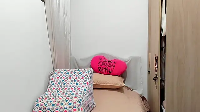 Isbettyche online show from 11/21/25, 11:25