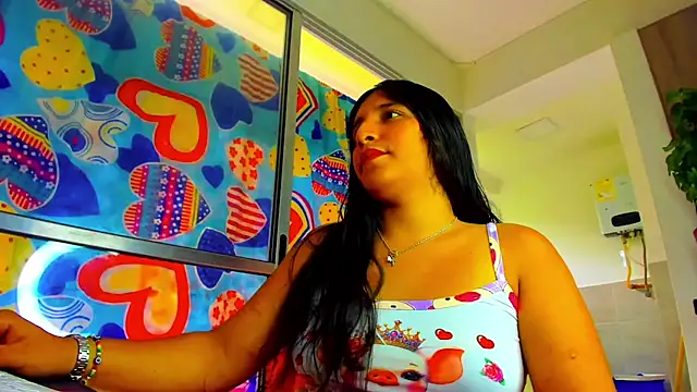 Snapshot of laura_goddess_ts chatting on 09/19/25, 05:02 laura goddess ts online show from 09/19/25, 05:02