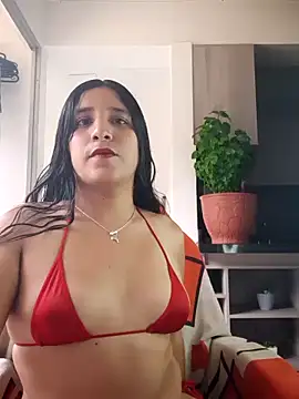 Snapshot of laura_goddess_ts chatting on 10/28/25, 03:58 laura goddess ts online show from 10/28/25, 03:58