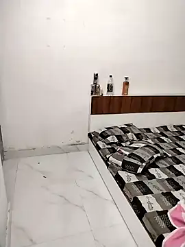 Snapshot of Sexy_vernilla chatting on 09/21/25, 04:52 Sexy vernilla online show from 09/21/25, 04:52