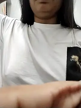 Snapshot of Sexy_vernilla chatting on 10/12/25, 04:06 Sexy vernilla online show from 10/12/25, 04:06