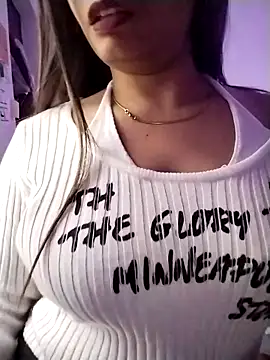 Snapshot of Sexy_vernilla chatting on 11/27/25, 10:12 Sexy vernilla online show from 11/27/25, 10:12