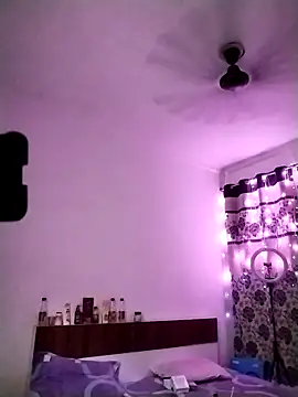 Sexy vernilla online show from 04/10/26, 08:02