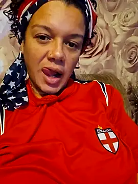 GoddessChantelle online show from 10/21/25, 10:10