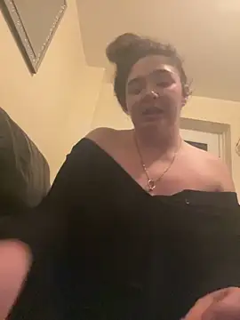 Imogenbabyyy online show from 10/05/25, 09:02