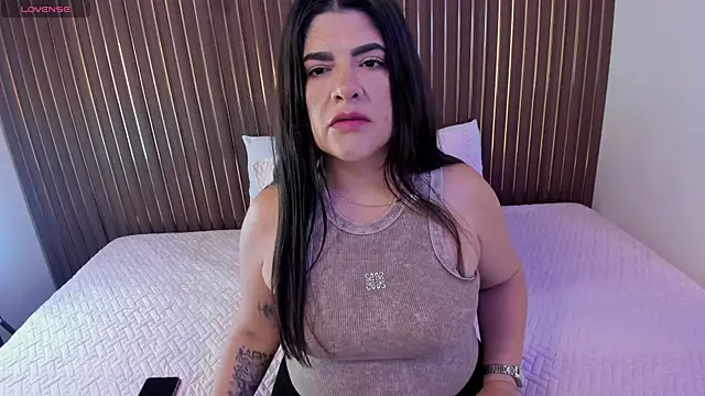 Roxie-NS online show from 11/26/25, 12:06