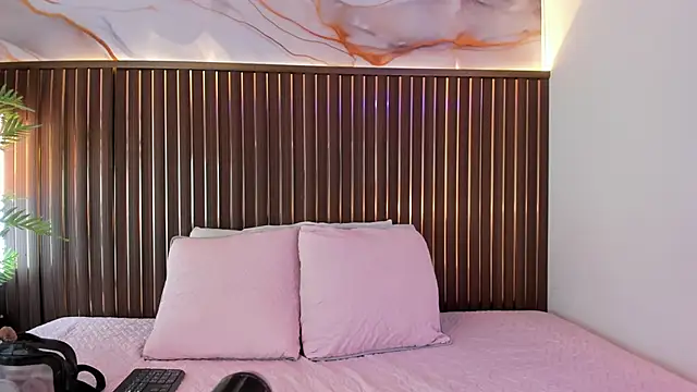 Roxie-NS online show from 02/20/26, 12:05