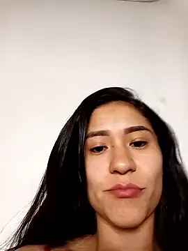 Snapshot of Liahdiaz_ chatting on 01/17/26, 02:22 Liahdiaz online show from 01/17/26, 02:22