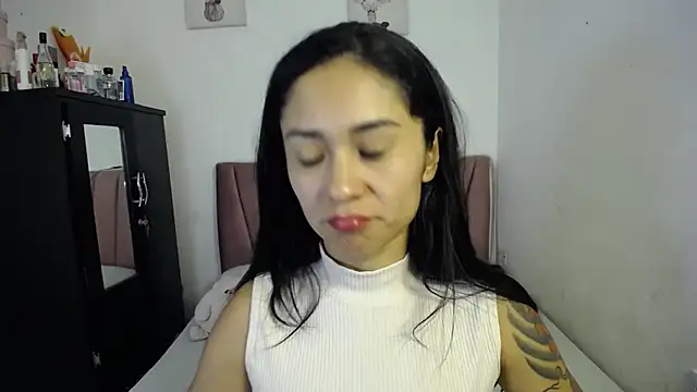 Snapshot of Liahdiaz_ chatting on 07/06/26, 01:30 Liahdiaz online show from 07/06/26, 01:30