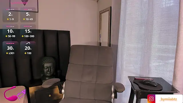 miIa bratz online show from 09/12/25, 08:31