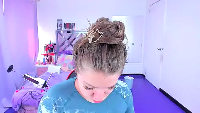 Luna Analya online show from 02/02/26, 03:22