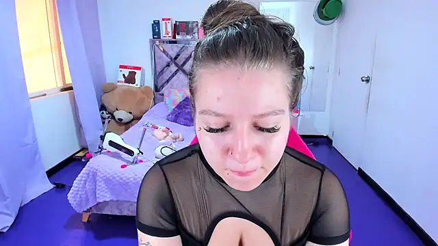 Luna Analya online show from 04/14/26, 04:13