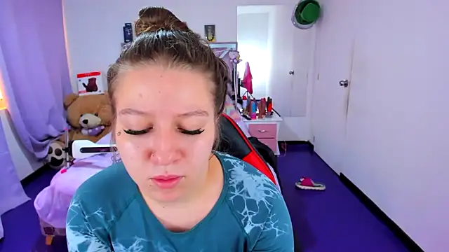 Luna Analya online show from 04/20/26, 02:42