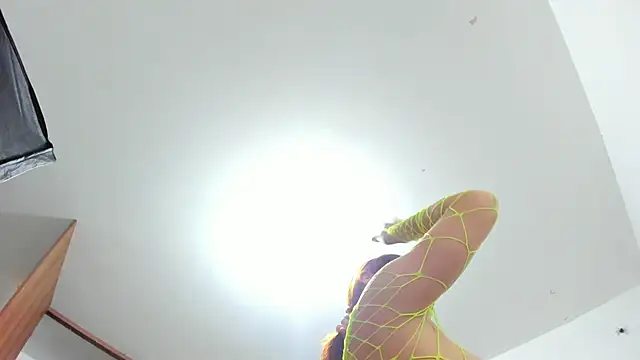 Rihanna hotx online show from 11/10/25, 02:54