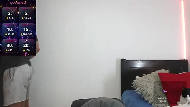 andrea de lucaa online show from 03/30/26, 03:29