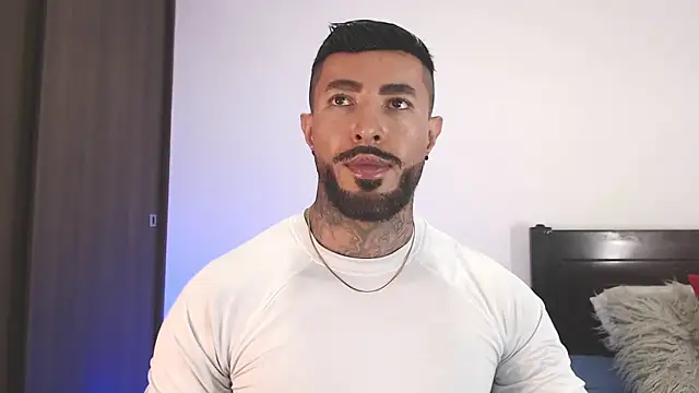 andrea de lucaa online show from 04/09/26, 02:44