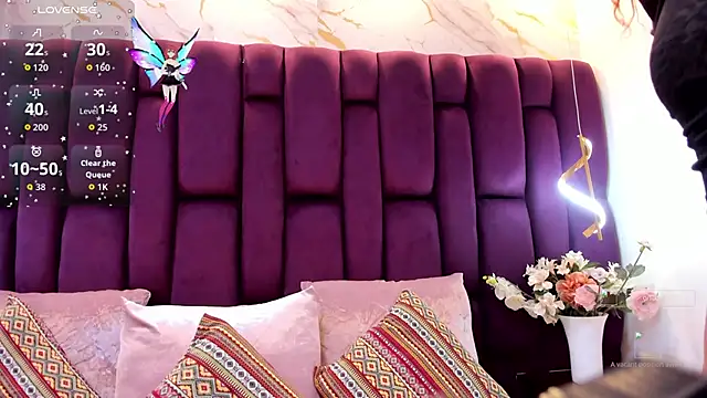 megannherrera online show from 10/29/25, 11:56