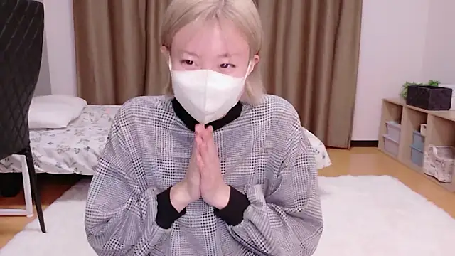 Nana  ch online show from 05/07/26, 04:34