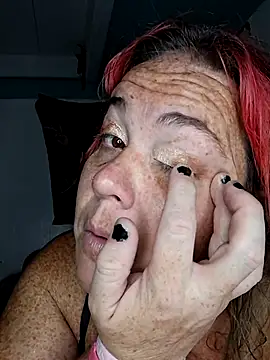 Courdles online show from 09/12/25, 09:42