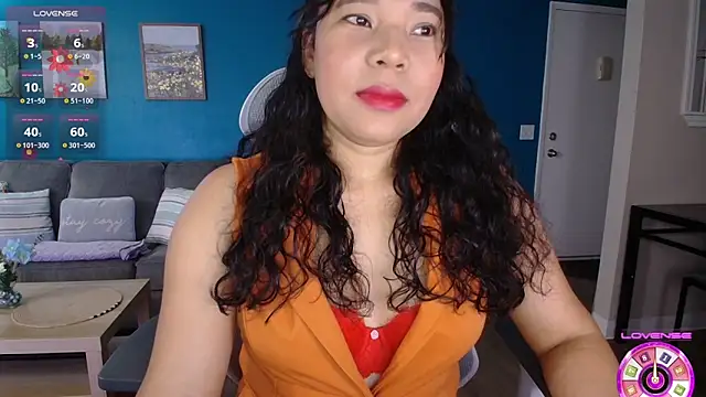 Snapshot of SHEILYN_ chatting on 06/11/26, 05:49 SHEILYN online show from 06/11/26, 05:49