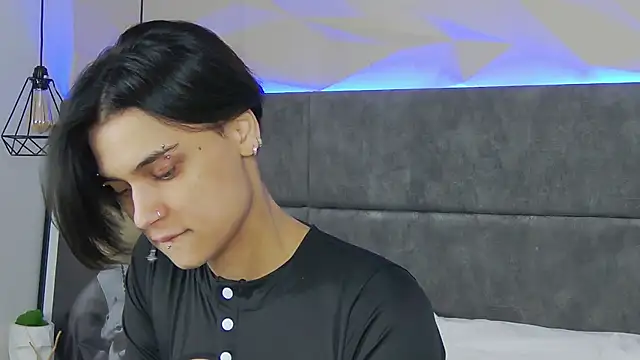 VioletAsh online show from 10/14/25, 04:46