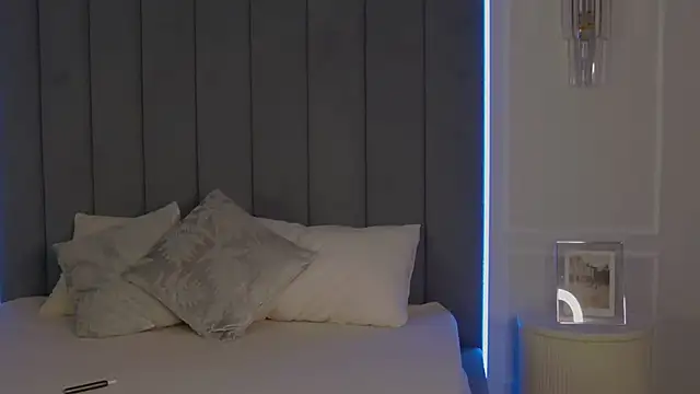 VioletAsh online show from 03/31/26, 04:24