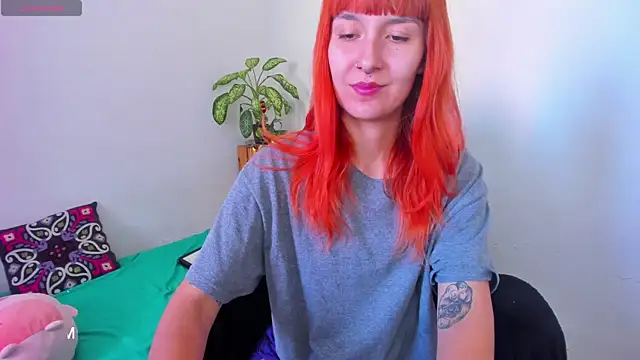 Snapshot of mary-magic chatting on 09/14/25, 09:25 mary-magic online show from 09/14/25, 09:25