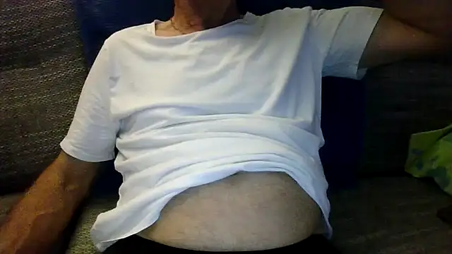 velikifant7 online show from 11/16/25, 07:19