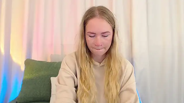 Mystic Chloe online show from 09/16/25, 01:39