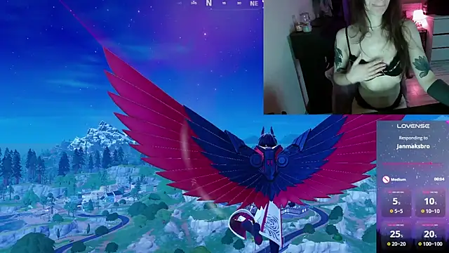   Leyla   online show from 12/04/25, 11:41