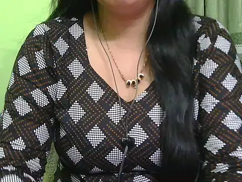 Snapshot of fairy_queen07 chatting on 05/15/26, 07:54 fairy queen07 online show from 05/15/26, 07:54