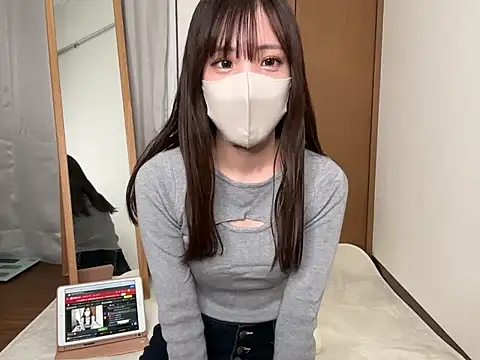 riri  nyan o0 online show from 10/31/25, 05:08