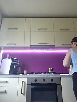 PalomaDesireee online show from 04/21/26, 06:52