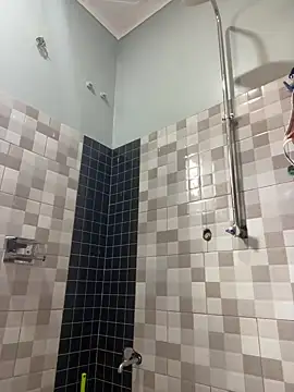 ewatyu online show from 11/28/25, 06:27