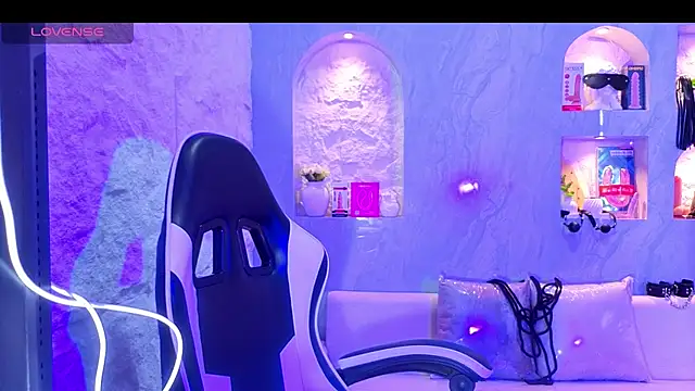 Sophia tf online show from 03/07/26, 08:06