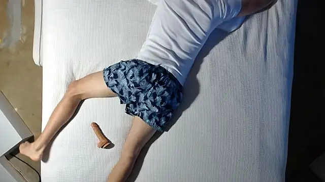 Just2Try online show from 11/22/25, 04:39