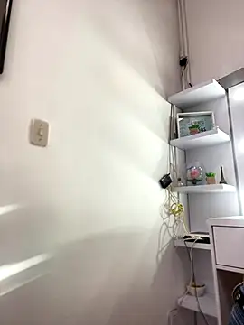 EmilyHarperr online show from 10/07/25, 11:51