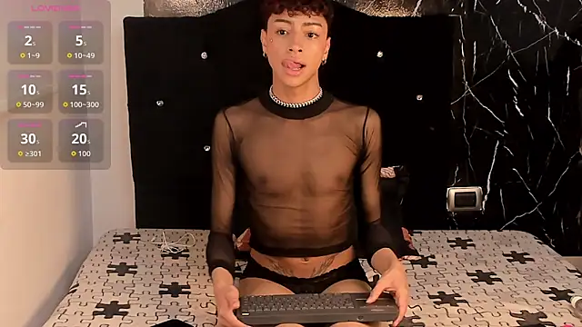 owen sexy25 online show from 10/24/25, 08:05