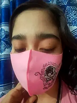 maya-Couple19 online show from 10/17/25, 06:21