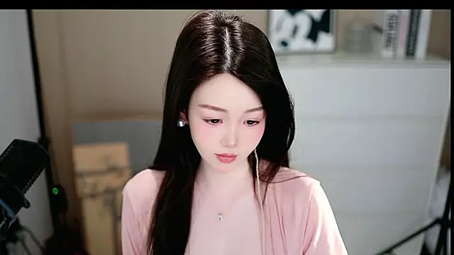 abbyli12 online show from 03/16/26, 04:11