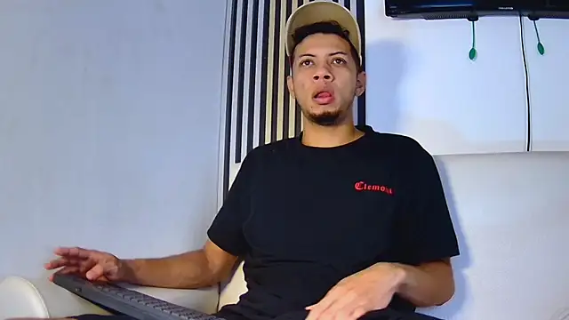 DustinandJordan online show from 02/11/26, 01:49