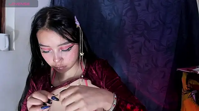 Viioleett cum online show from 10/31/25, 02:51