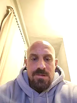 Snapshot of Visto36 chatting on 10/10/25, 09:25 Visto36 online show from 10/10/25, 09:25