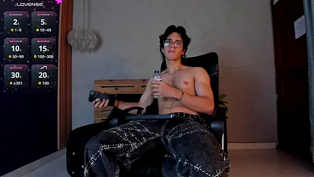 Markuss   online show from 09/18/25, 02:35