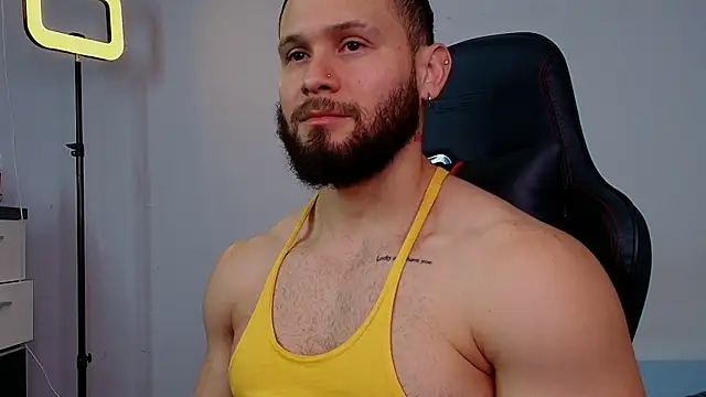 andrewcorey1 online show from 05/06/26, 06:30